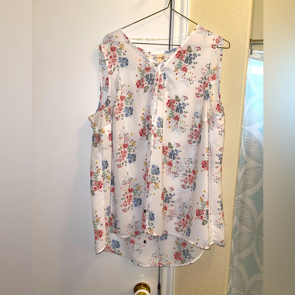Flowy top